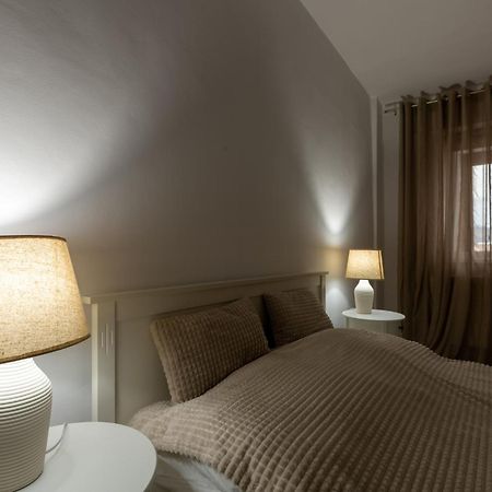 Apartament Alexandru - Central Медиаш Экстерьер фото